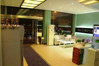 Zhengzhou Love Theme Hotel 祭城镇 外观 照片
