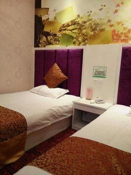 Zhengzhou Love Theme Hotel 祭城镇 外观 照片